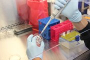 大龙移液器—实验室里的魔法棒，让科学更精准！