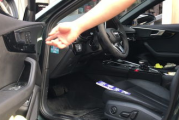 汽车u型锁怎么解开 汽车车头锁了如何开