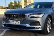 沃尔沃与小米汽车，一场意外的智能碰撞