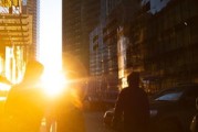 探索未来影像，第三代大型摄像人图片技术解析