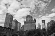 浦东建设股票，投资机遇与风险分析