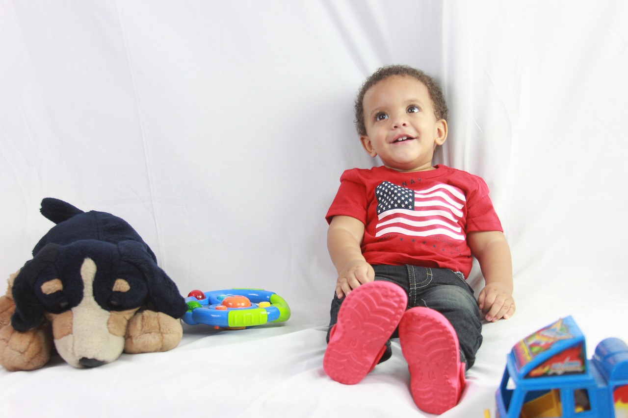 关于一起女孩在游乐园故意推倒男童事件的深度思考