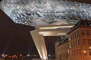 经典与现代的融合 经典与现代的融合