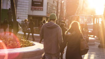 都市言情小说的魅力—在爱与现实中寻找共鸣