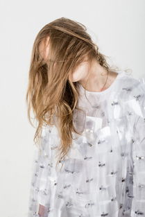 今年流行什么发型？找到适合你的时尚风格！