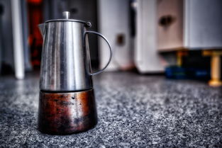 双螺旋锥形混合机，高效混合的魔法搅拌棒